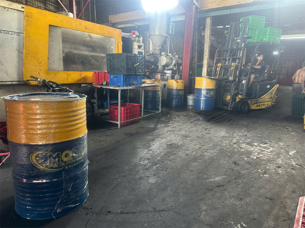 Lý do dầu thủy lực đổi màu và cách xử lý hiệu quả