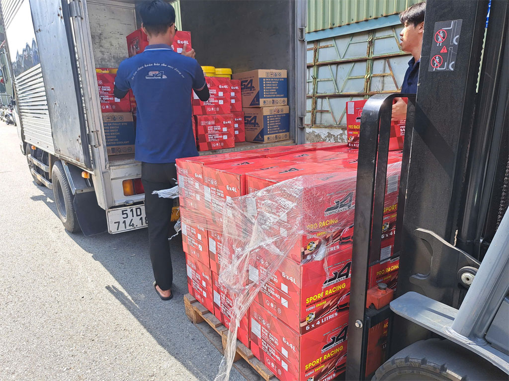 Đại lý dầu nhớt chính hãng, báo giá sỉ hôm nay