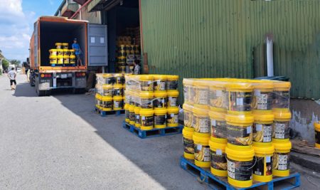 Lựa chọn nhà nhập khẩu dầu nhớt uy tín cho doanh nghiệp