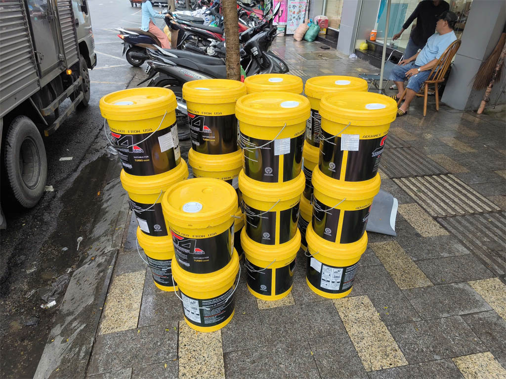 Dầu thủy lực giá sỉ miền Nam