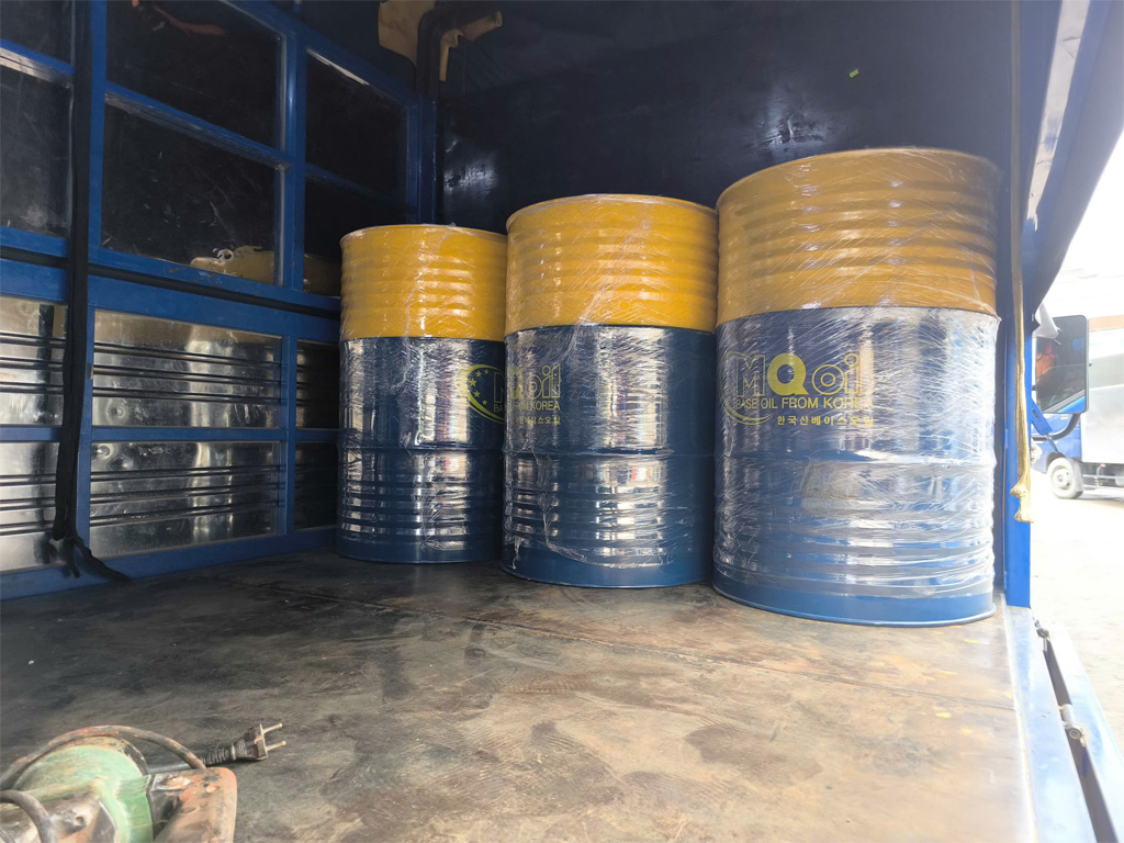 Dầu máy may giá rẻ cho xưởng may công nghiệp